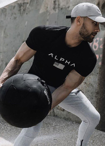 Чорна чоловіча футболка Alpha
