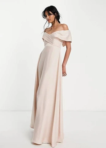 Розовое платье Asos