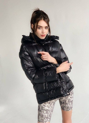 Черная зимняя женская куртка зимняя коротка с капюшоном и поясом 2023 ZF inspire