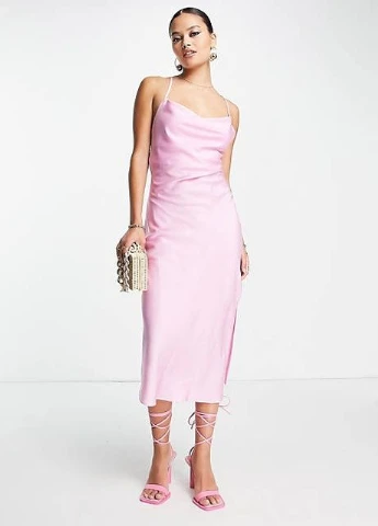Розовое платье Asos