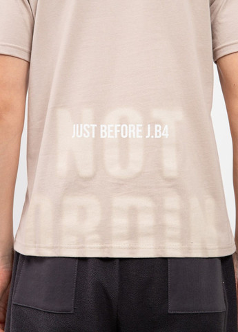 Бежева футболка J.B4 (Just Before)