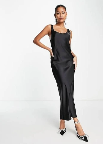Черное платье Asos