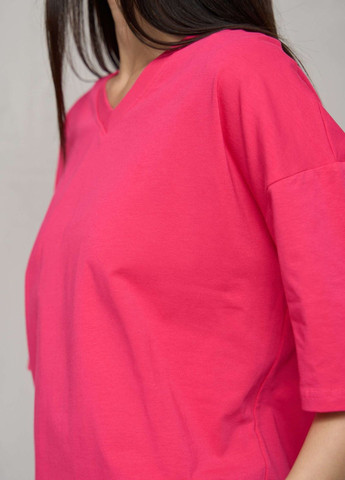 Фуксиновая всесезон футболка женская однотонная оверсайз хлопок Nicoletta
