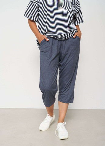 Темно-синя батальний комплект з капрі Nicoletta