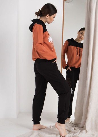 Помаранчева жіночий костюм зі штанами Nicoletta