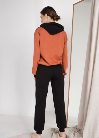 Помаранчева жіночий костюм зі штанами Nicoletta