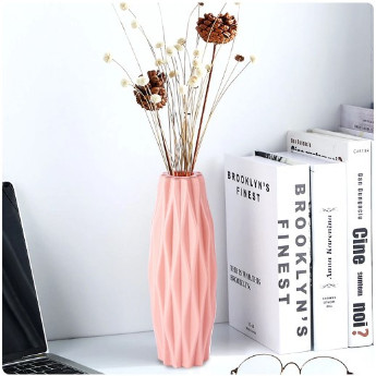 Витончена ваза для квітів рожевого кольору. No Brand (278593795)
