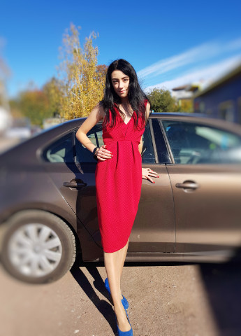 Бордовое платье-сарафан бордовое Asos
