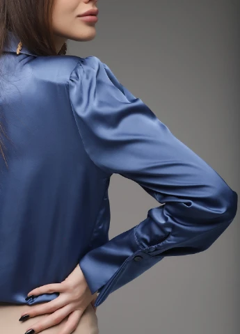 Синяя блуза Sateen