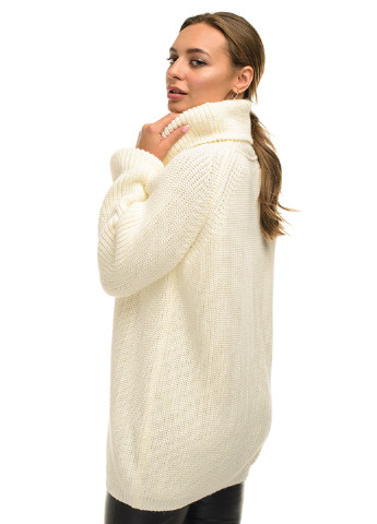 Молочный теплый свитер крупной вязки светлая пудра SVTR