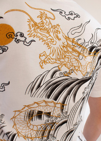 Біла чоловіча футболка the river m white (28972524 m) No Brand