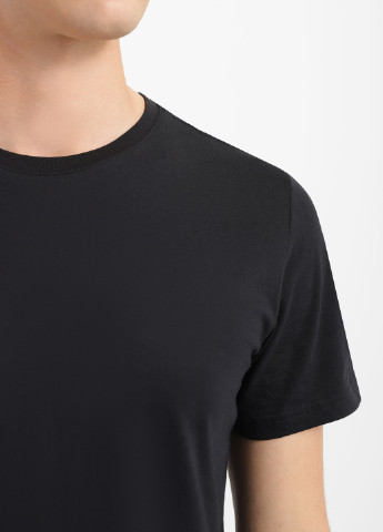 Черная футболка мужская базовая с коротким рукавом Роза