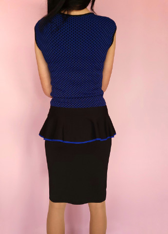 Чорна сукня жіноча чорна з синім з баскою без рукавів No Brand
