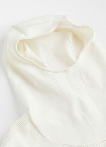 Молочный демисезонный свитер H&M