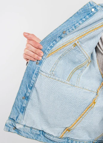 Голубая голубая джинсовая куртка MSGM