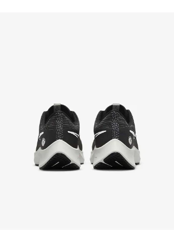 Чорні кросівки демісезон Nike