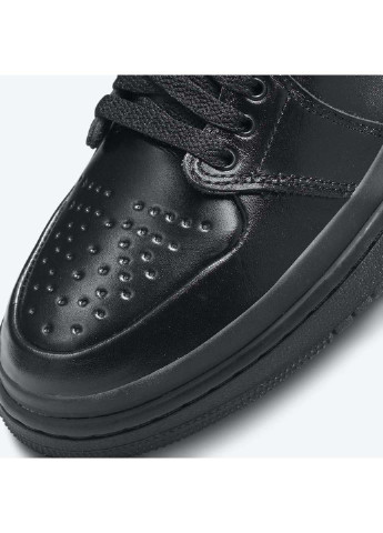 Чорні осінні кросівки Jordan