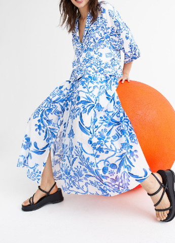 Синяя кэжуал с рисунком юбка H&M