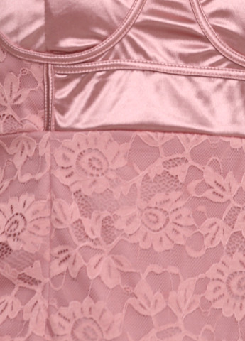 Розовое откровенный платье PrettyLittleThing однотонное
