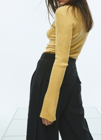 Жовтий демісезонний светр H&M