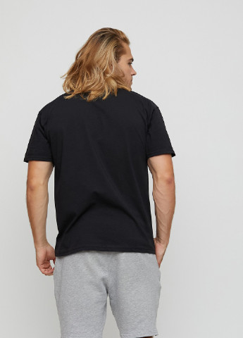 Черная футболка мужская basic черная с принтом YAPPI