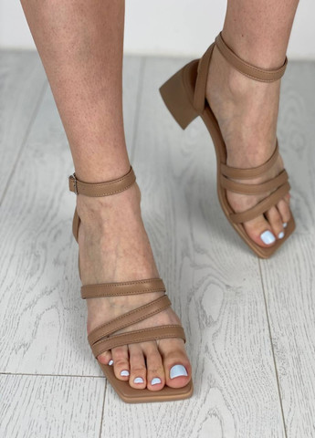 Бежевые босоножки shoesband Brand на липучке