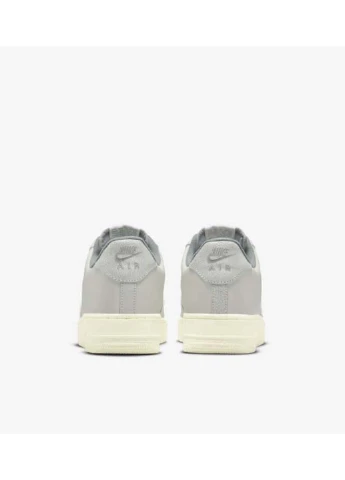 Сірі кросівки демісезон Nike