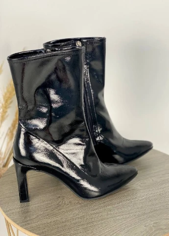 Осенние ботинки shoesband Brand без декора