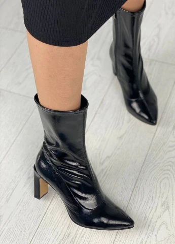 Осенние ботинки shoesband Brand без декора