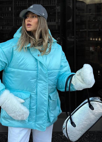 Блакитна зимня куртка коротка, подовжена ззаду з великим капюшоном і ременем ZF inspire