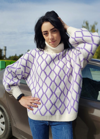 Молочный свитер женский оверсайс в узор молочный с сиреневым Flex moda