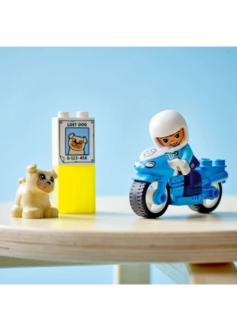 Конструктор DUPLO Town Полицейский мотоцикл 5 деталей (10967) Lego (257224898)