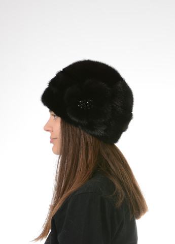 Зимова жіноча шапка з натурального хутра норки Меховой Стиль шарик (257258762)