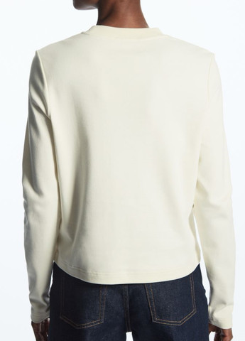 Молочный демисезонный пуловер Cos