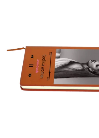 Блокнот А5 Аріана Гранде (Ariana Grande) Помаранчевий (92228-1624-OG) MobiPrint (257326356)