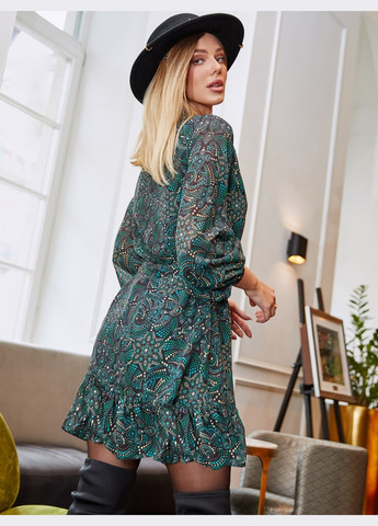 Зеленое кэжуал шифоновое платье на пуговицах с принтом и оборкой по низу зеленое Dressa