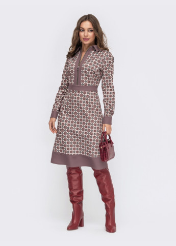 Бежевое кэжуал трикотажное платье с принтом и отложным воротником бежевое Dressa