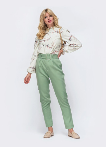 Зеленая демисезонная блузка прямого кроя с принтом и воротником-стойкой зеленая Dressa