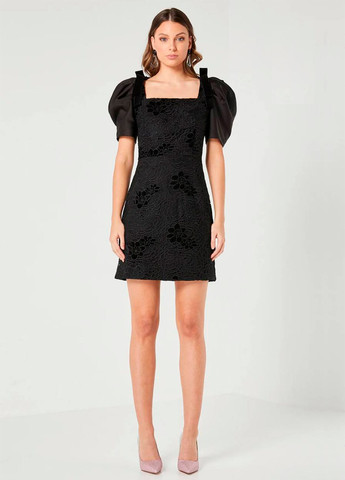 Чорна вечірня мереживна міні сукня з пишними короткими рукавами а-силует, футляр Elliatt однотонна