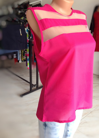 Розовая летняя яркая розовая блуза с прозрачными вставками No Brand