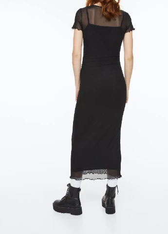 Черное кэжуал платье H&M однотонное