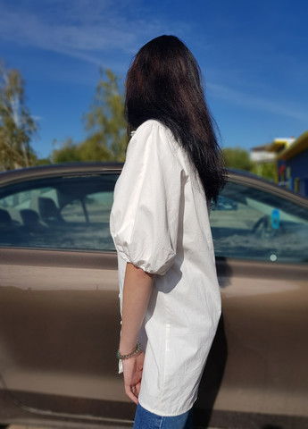 Белая летняя блуза-рубашка удлиненная белая Nasty Gal