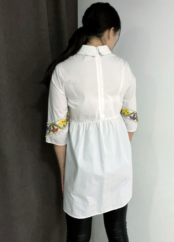 Белая летняя блуза удлиненная белая с вышивкой No Brand