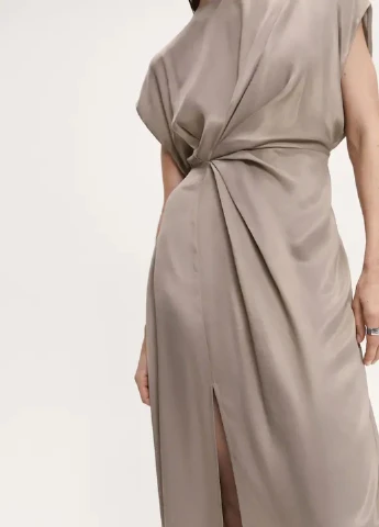 Серое вечернее платье Mango однотонное