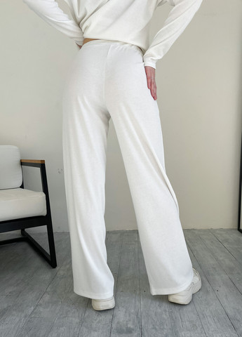 Белый костюм в рубчик с широкими штанами 100000406 Merlini мантуя (257552681)
