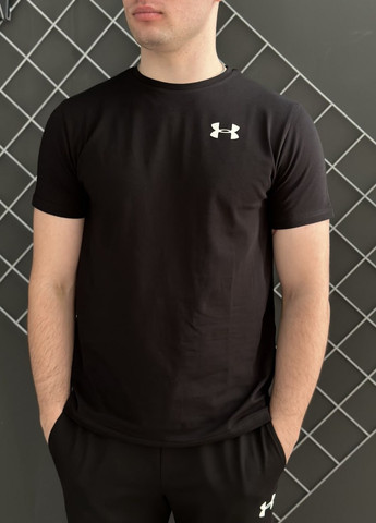 Чорна футболка бавовняна з лого under armour Vakko