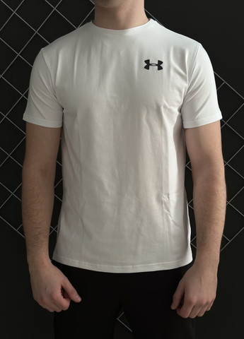 Біла футболка бавовняна з лого under armour Vakko