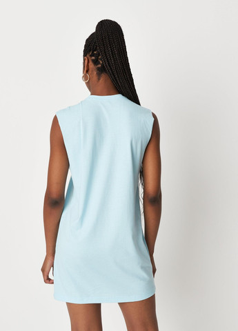 Голубое кэжуал платье-футболка без рукавов Missguided однотонное