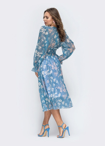 Голубое шифоновое платье с принтом и широкой резинкой по талии голубое Dressa