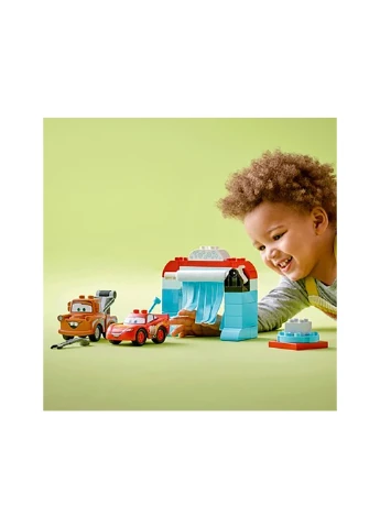 Конструктор DUPLO Развлечения Молнии МакКвина и Сырника на автомойке 10996 Lego (257875088)